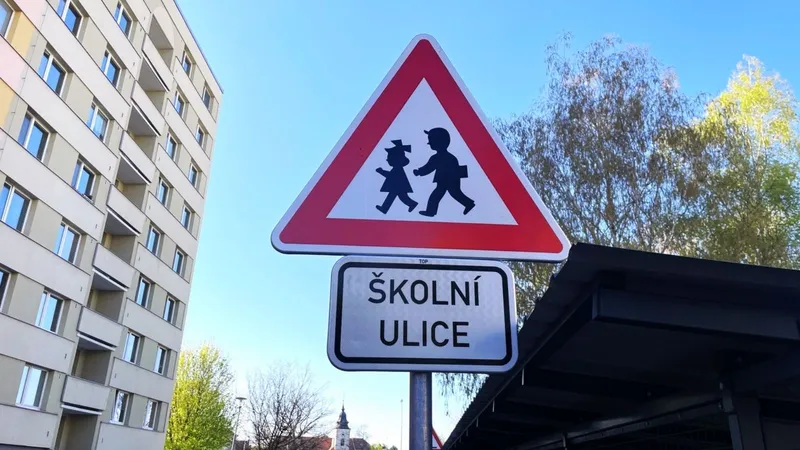 Bezpečně do školy: Brno zkouší to, co Londýn dělá osm let